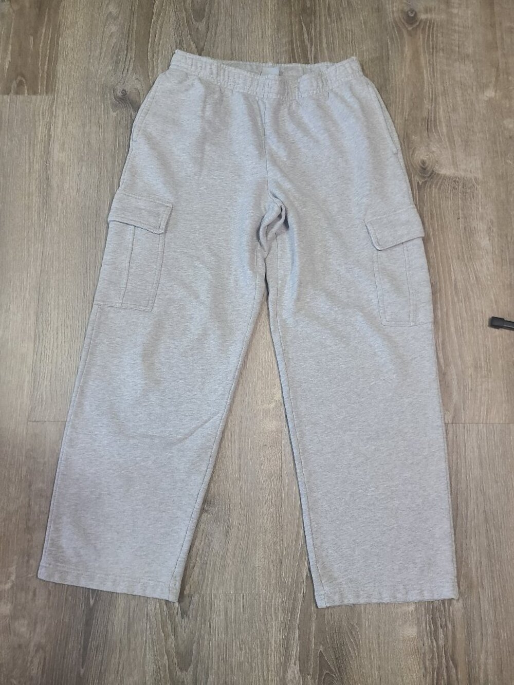 Aritzia Tna Heather Gray Cozy Fleece Mega Cargo Wide Leg Sweatpants - Size M